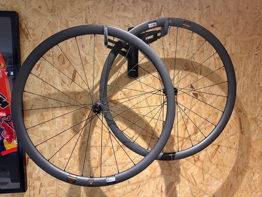 Reserve Carbon Wielset 32mm - Zo goed als nieuw klimwielen, Wiel, Ophalen of Verzenden, Zo goed als nieuw, Racefiets