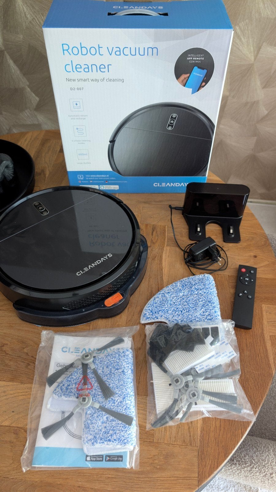 Cleandays Robot Vacuum Cleaner, Ophalen, Zo goed als nieuw, Robotstofzuiger, Bedienbaar via app