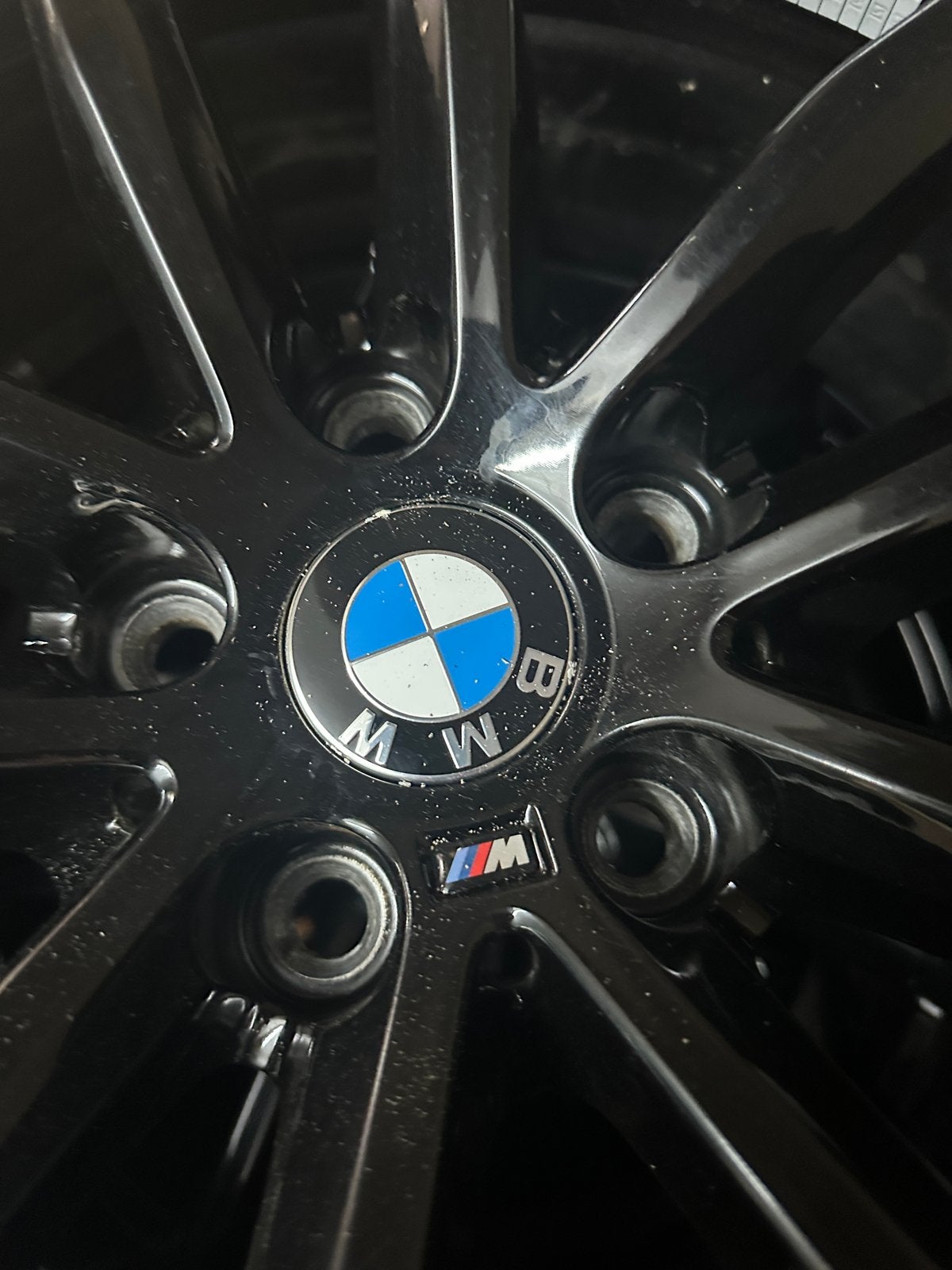 Winterbanden met originele zwarte BMW velgen G30/31, Auto-onderdelen, Banden en Velgen, Ophalen, 18 inch, Banden en Velgen, Winterbanden