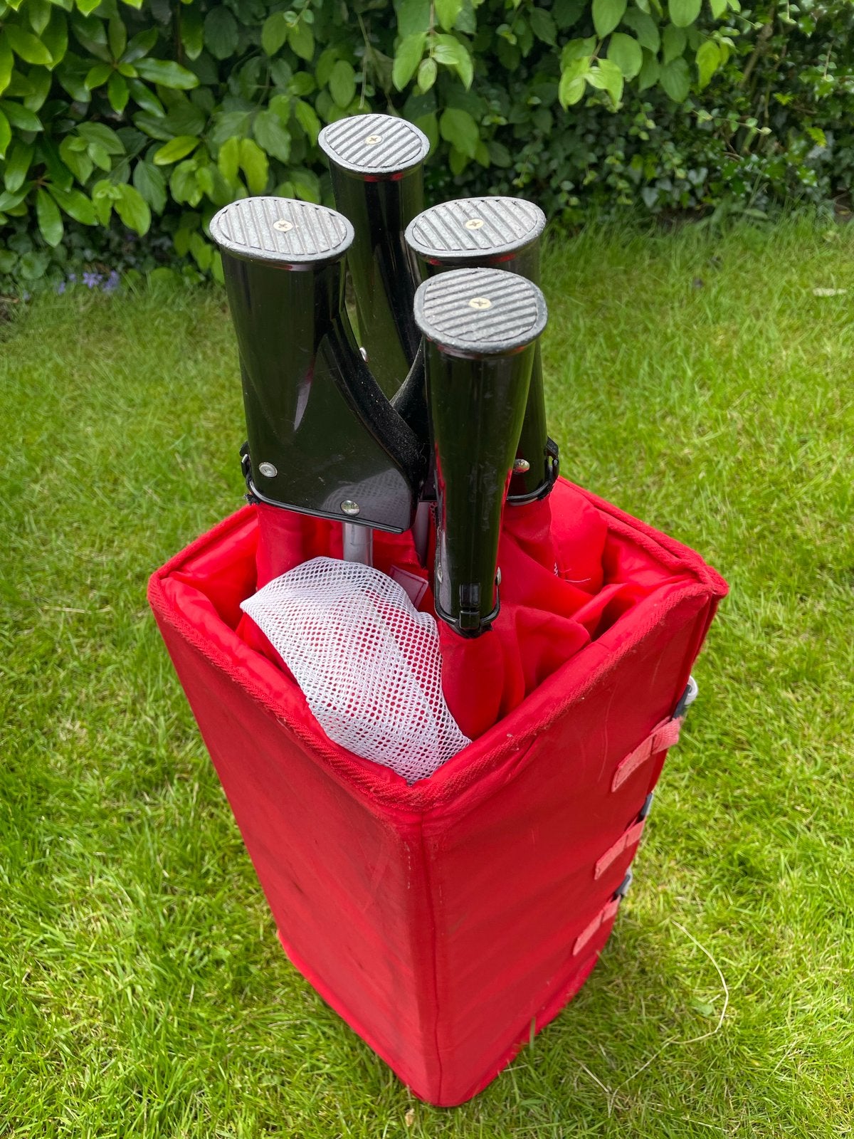 Gratis compact en handig campingbedje/wiegje/ledikantje/box, Ophalen, Gebruikt, Reisbedje
