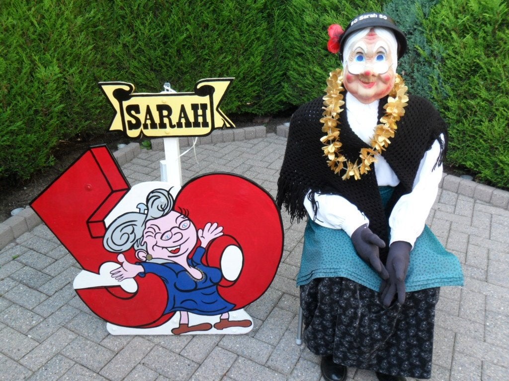 50 verrassing voor de jarige Sarah, set 3 deel, Hobby en Vrije tijd, Feestartikelen | Verhuur, Nieuw, Abraham of Sarah, Ophalen