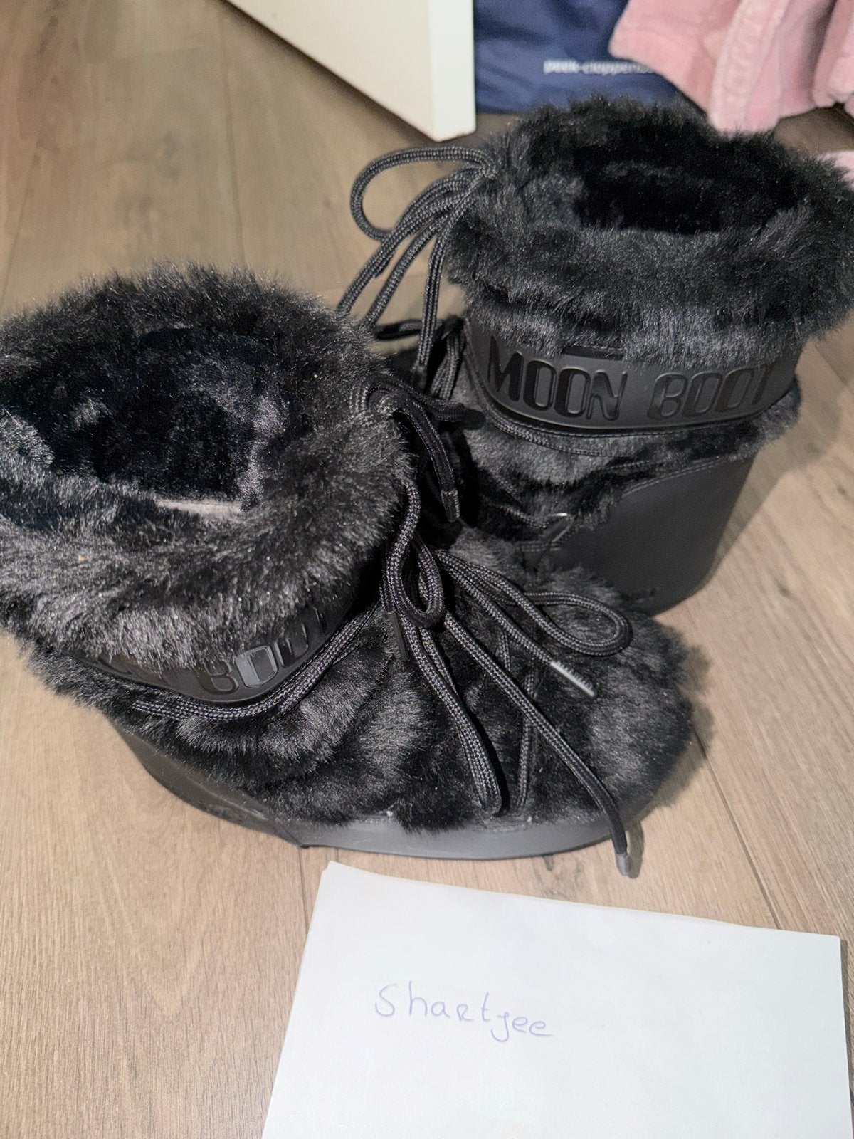 Moon Boot Icon Low Faux Fur Zwart Maat 36/38, Kleding | Dames, Schoenen, Ophalen of Verzenden, Zo goed als nieuw, Zwart, Snowboots