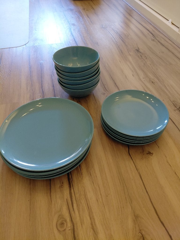 Turquoise borden en kommen set, Ophalen, Keramiek, IKEA, Zo goed als nieuw