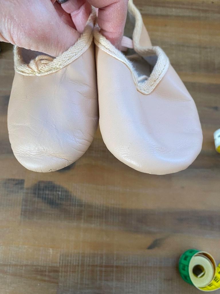 Ballerina of balletschoenen voor kind in leer., Ophalen, Zo goed als nieuw, Schoenen
