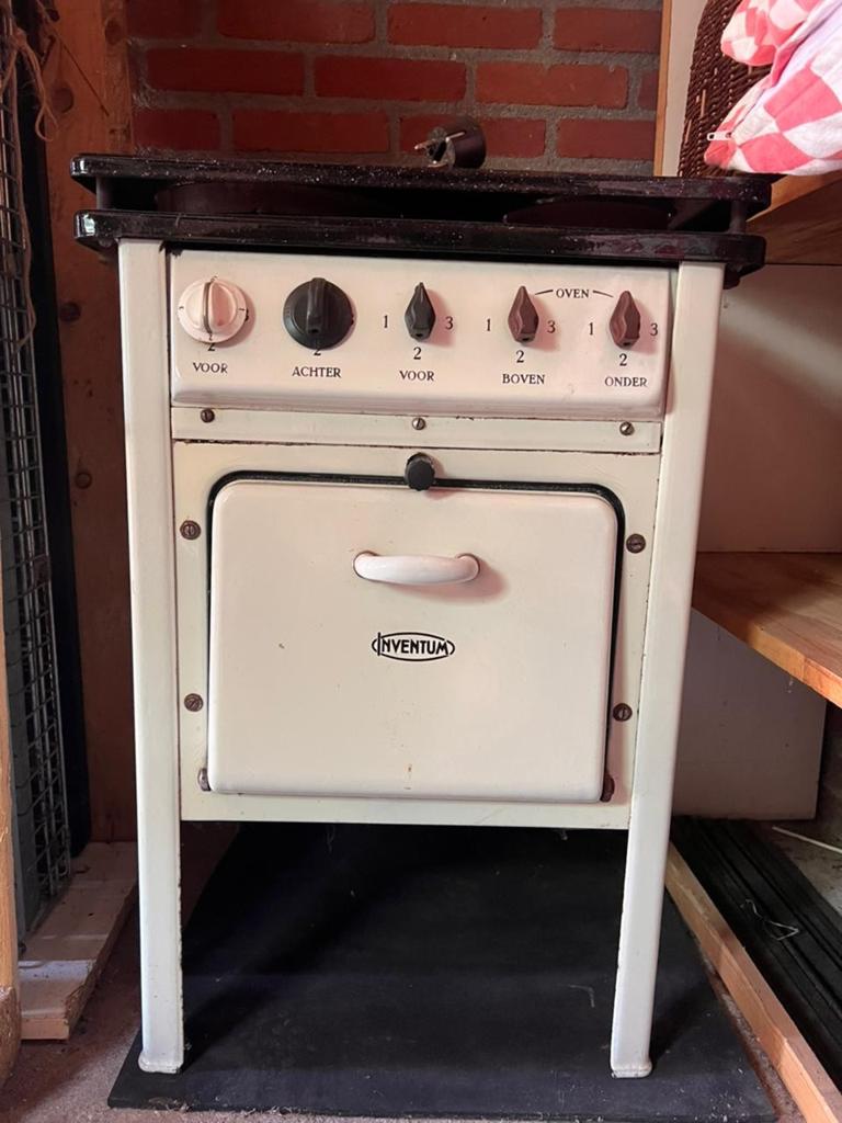 Vintage Inventum Elektrisch Fornuis met Oven, Gebruikt, 3 kookzones of minder, Ophalen of Verzenden, 85 tot 90 cm