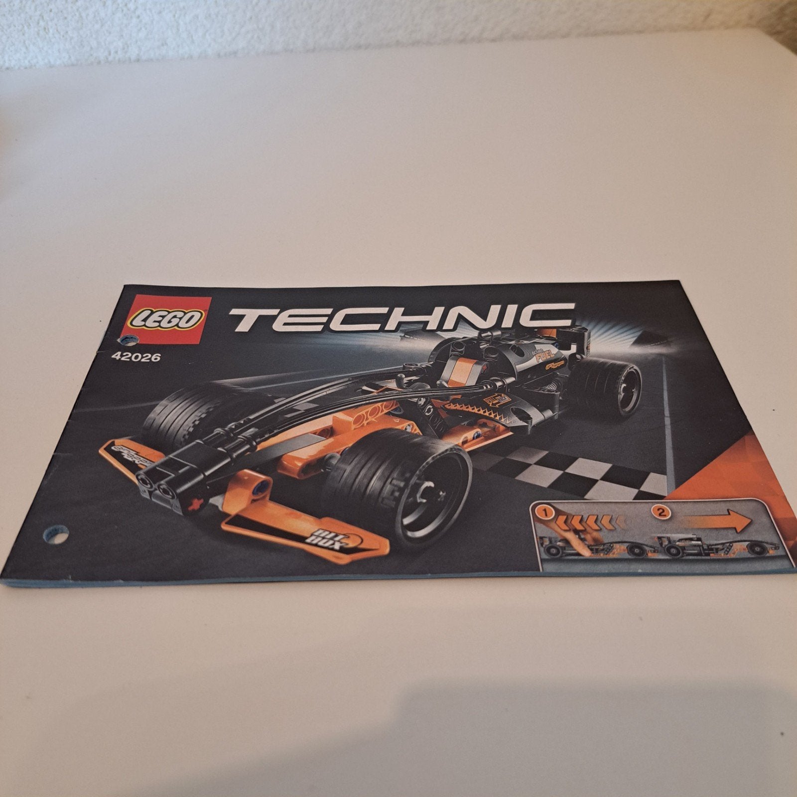 Foto 3 van Lego Technic 42026 Zwarte Racewagen.
42026 Zwarte Racewagen