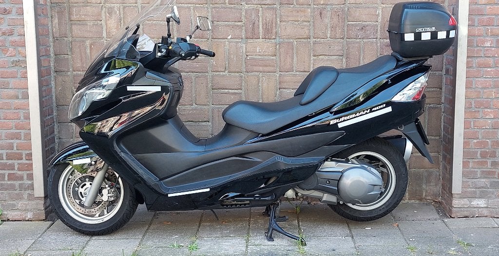 Hele nette Motorscooter Suzuki Burgman 400 zwart 2007, 400 cc, Scooter, Motorrijbewijs A, Gebruikt