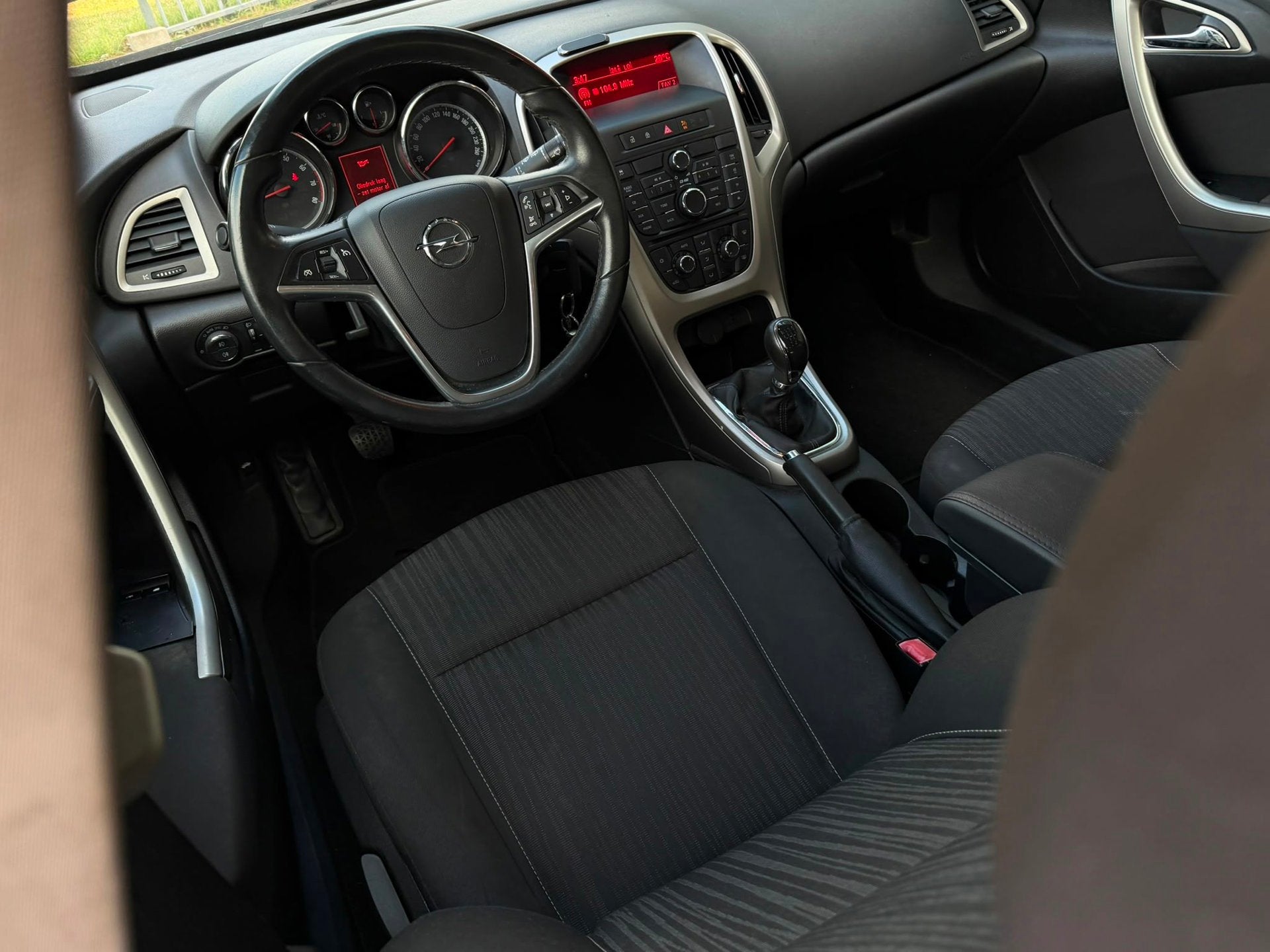 Opel Astra 1.6 Edition|Geen oliedruk, Auto's, Voorwielaandrijving, Euro 5, Electronic Stability Program (ESP), 680 kg