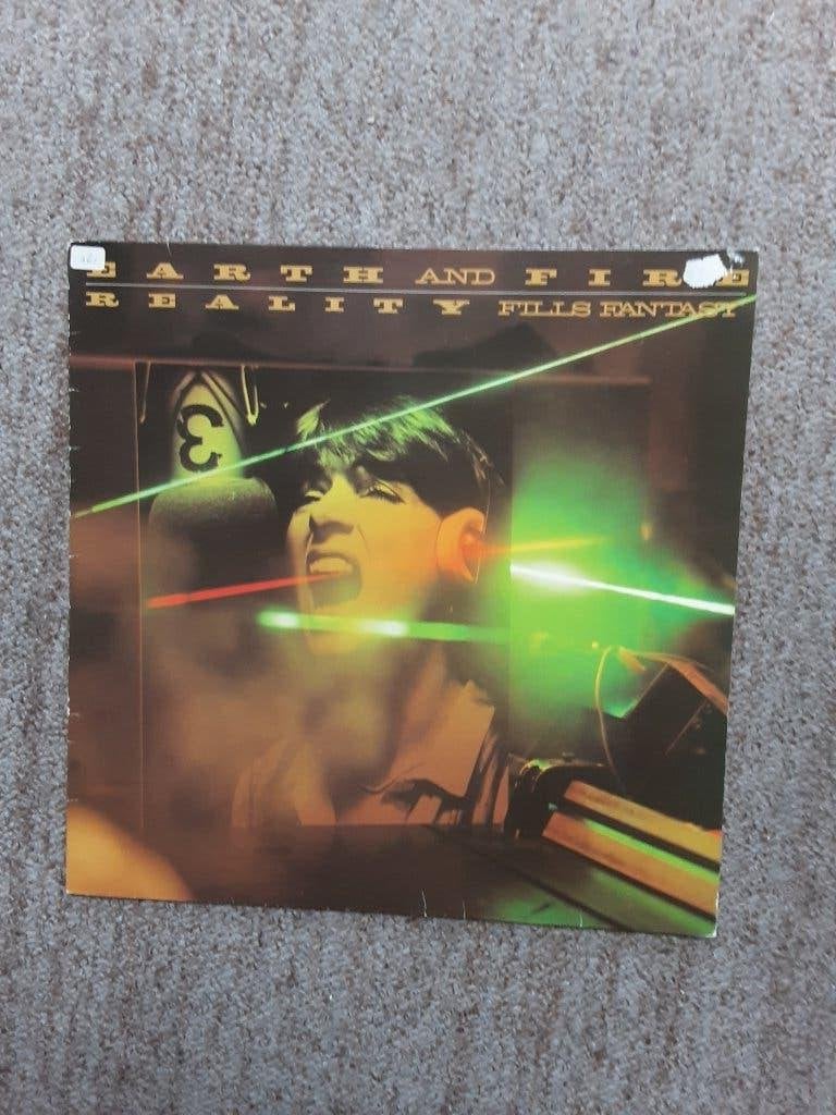 vinyl lp Earth and Fire reality fills fantasy, Ophalen of Verzenden, Gebruikt