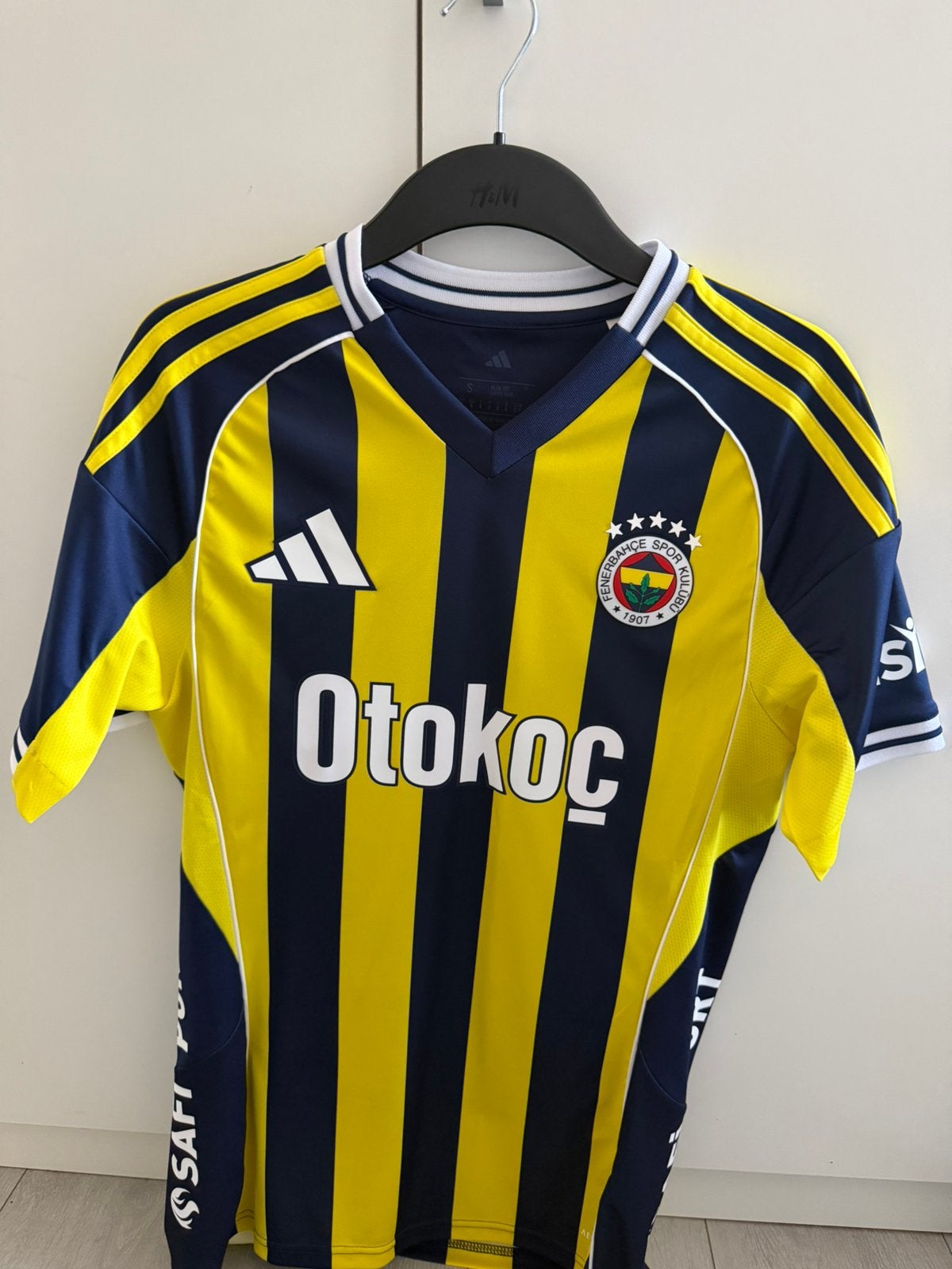 Fenerbahce 25/26 thuis shirt S, Sport en Fitness, Maat S, Verzenden, Nieuw, Shirt