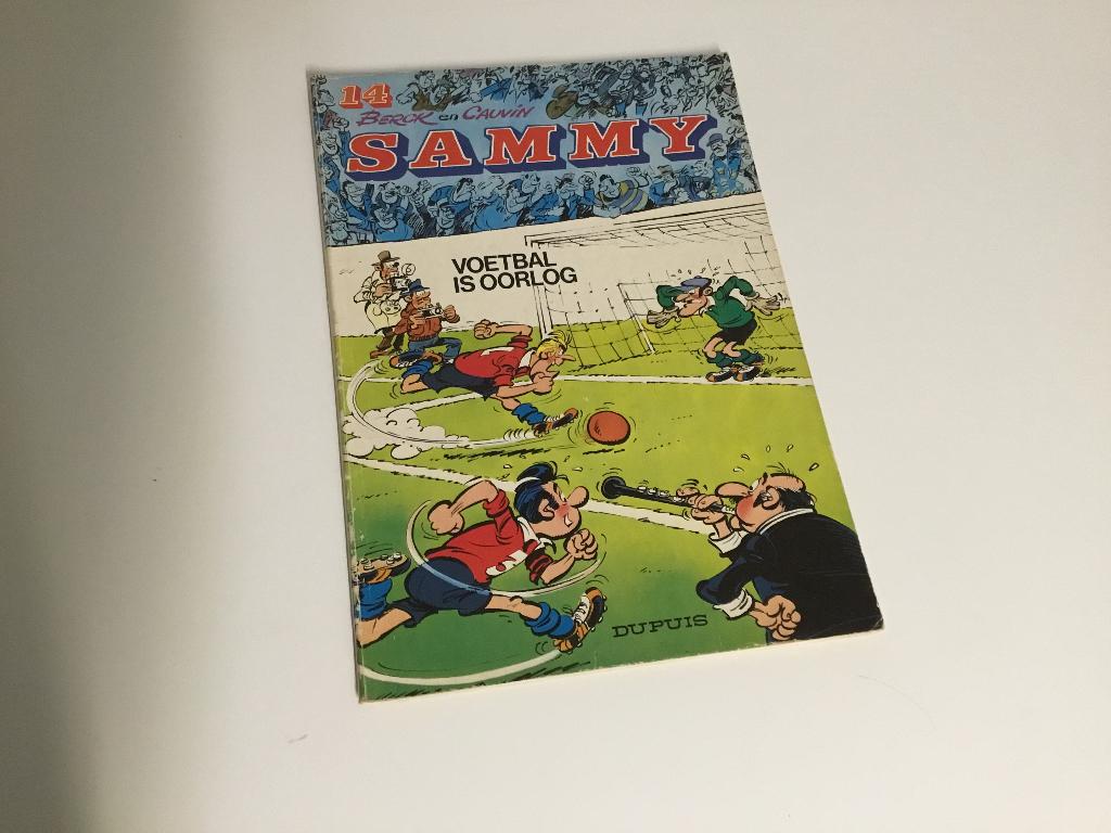Stripboek Lijfwacht SAMMY “voetbal is oorlog”, Boeken, Stripboeken, Eén stripboek, Ophalen of Verzenden, Zo goed als nieuw