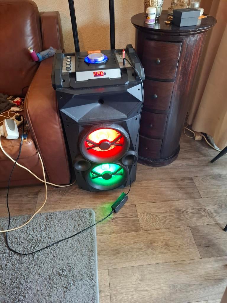Speaker met Bluetooth en usb bieden, Ophalen