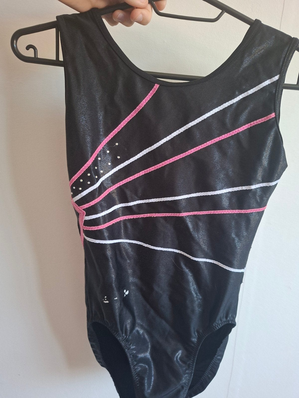 Zwart turnpakje met roze en witte strepen, maat XS, Zwart, Overige typen, Ophalen of Verzenden, Maat 34 (XS) of kleiner