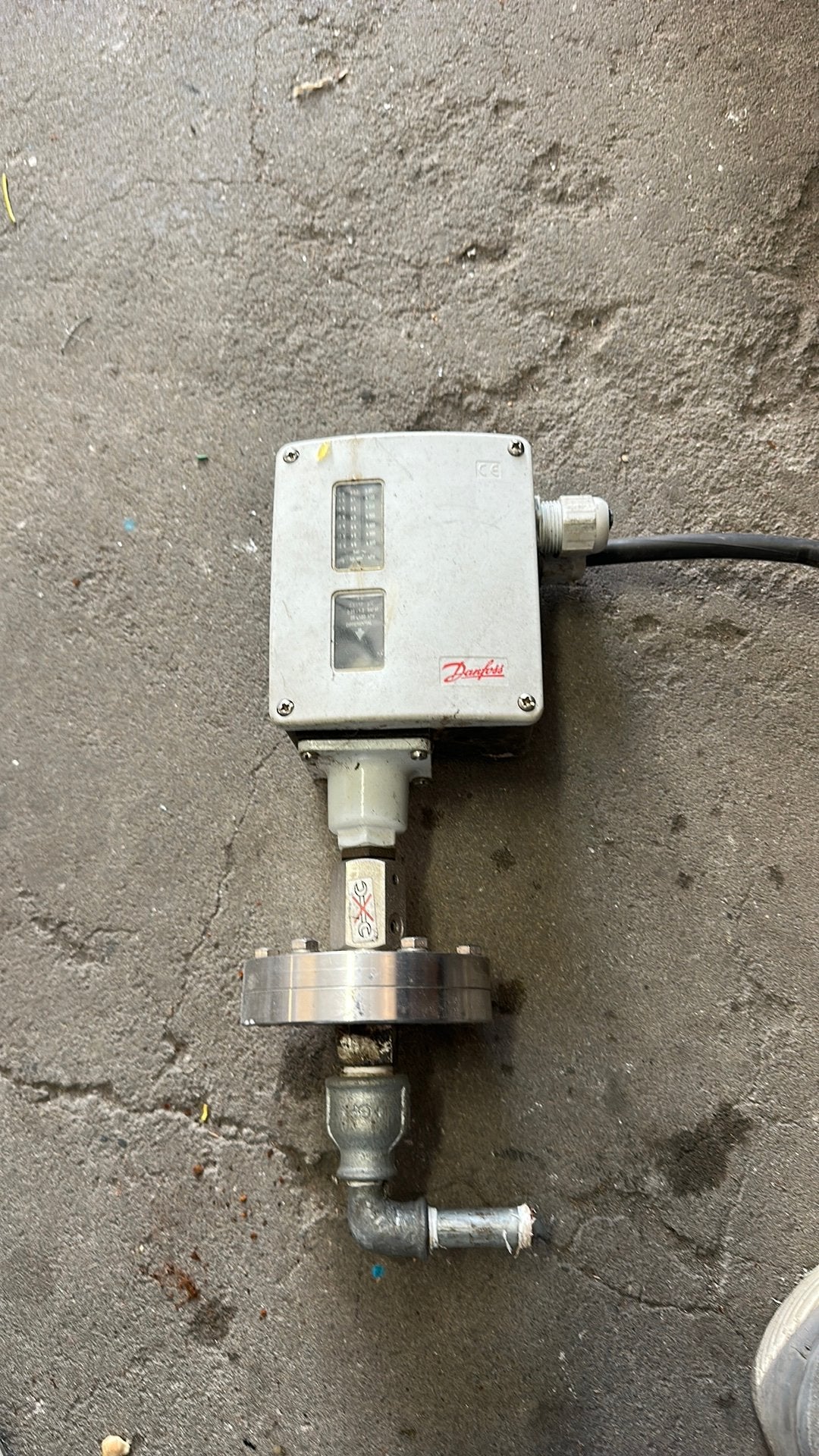 Danfoss RT200 pressure switch, Doe-het-zelf en Verbouw, Compressors, Gebruikt, 10 bar of meer, Minder dan 25 liter, Minder dan 200 liter/min