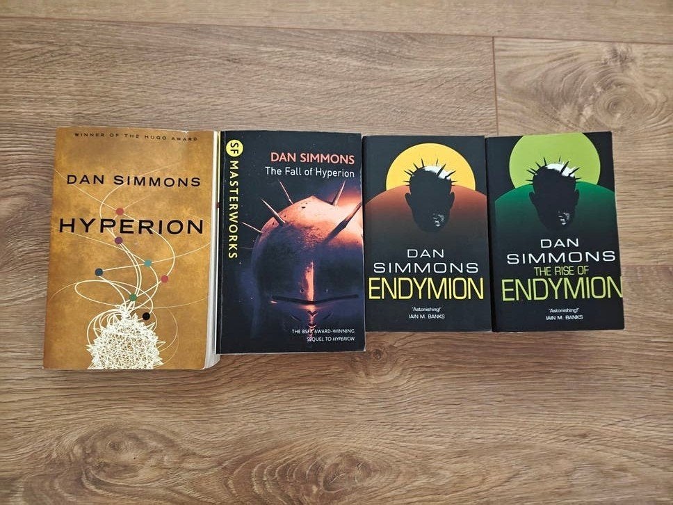 Dan Simmons - Hyperion Cantos (4 boeken), Boeken, Ophalen of Verzenden, Gelezen, Dan Simmons