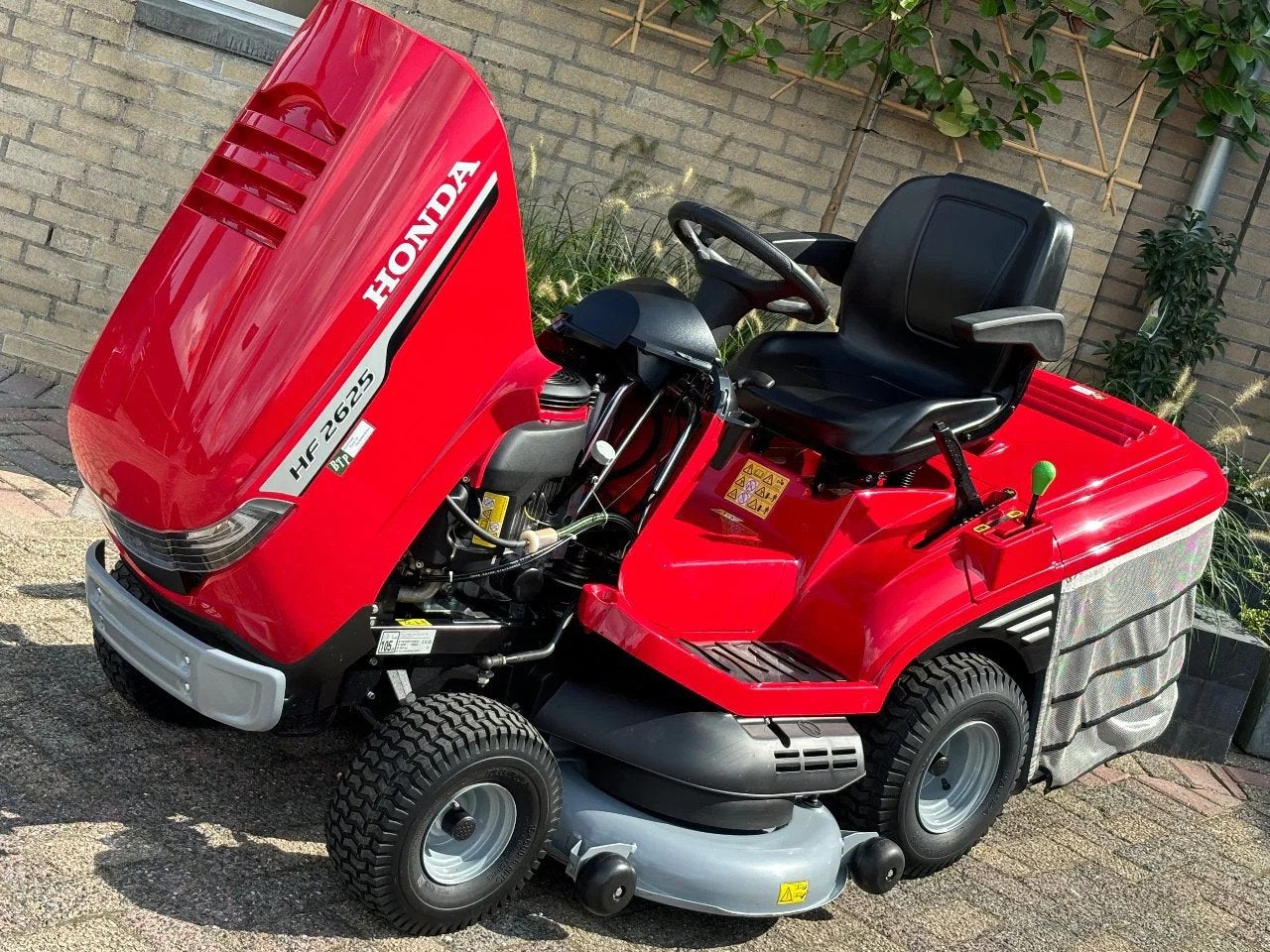 Honda HF2625HM zitmaaier Demo bj2025 jong gebruikte, Zo goed als nieuw, Honda