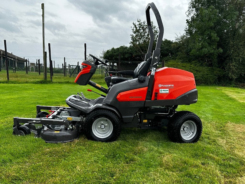 SHOWMODEL Husqvarna P520D Professional–20PK–132cm dek–15 uur, Ophalen of Verzenden, Zo goed als nieuw, 120 cm of meer, Mulchfunctie