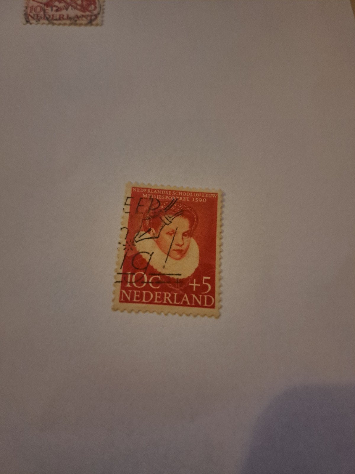 Nederlandse postzegel 10C+5 met meisjesportret 1590, Ophalen of Verzenden, T/m 1940, Gestempeld