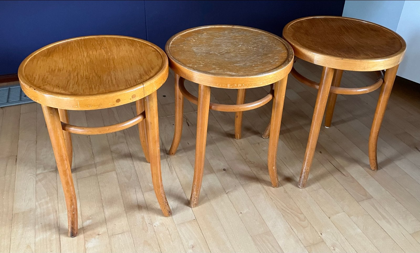 Thonet Vintage beukenhouten krukken - 48 cm Hoog, Ophalen, Gebruikt, Hout