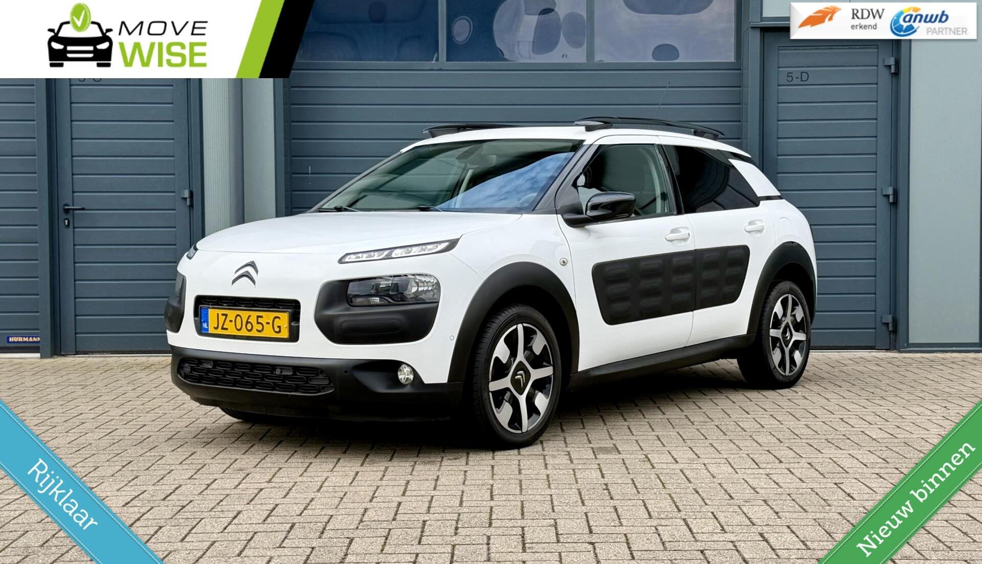 Citroen C4 Cactus 1.2 - 110pk Shine | Trekhaak | Rijklaar &, Auto's, Voorwielaandrijving, Stof, Gebruikt, 1199 cc