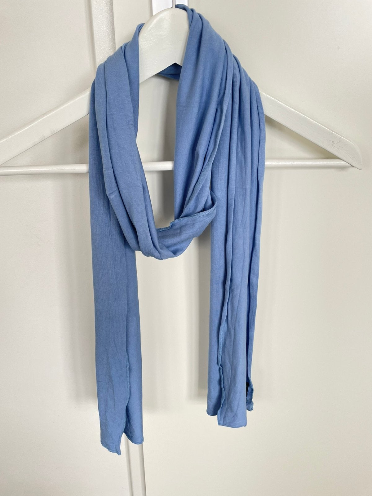 Sjaal van Slippely, Kleding | Dames, Mutsen, Sjaals en Handschoenen, Ophalen of Verzenden, Zo goed als nieuw, Maat 46/48 (XL) of groter