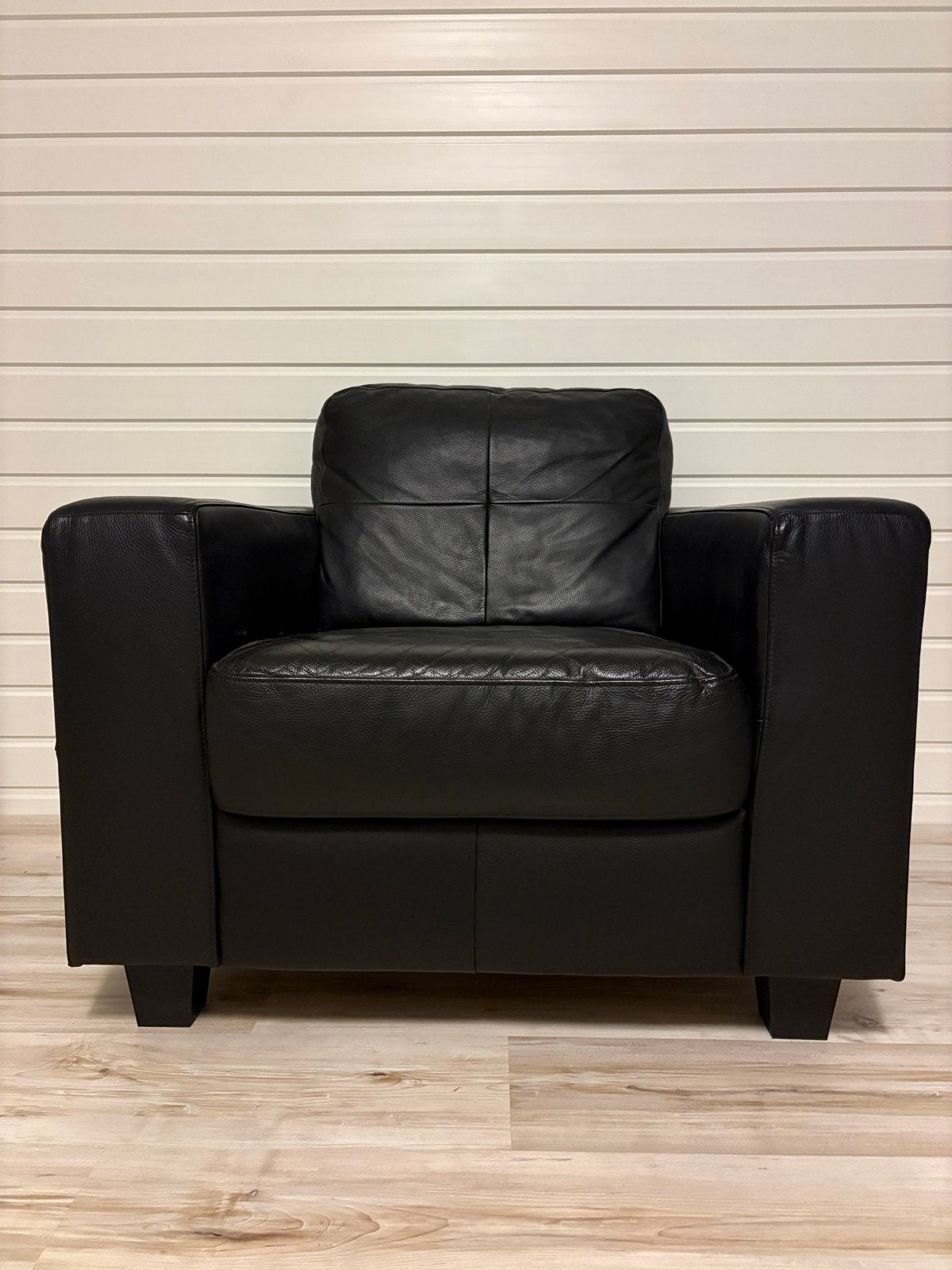 Zwarte leren fauteuil, Ophalen, Gebruikt, Leer, 75 tot 100 cm