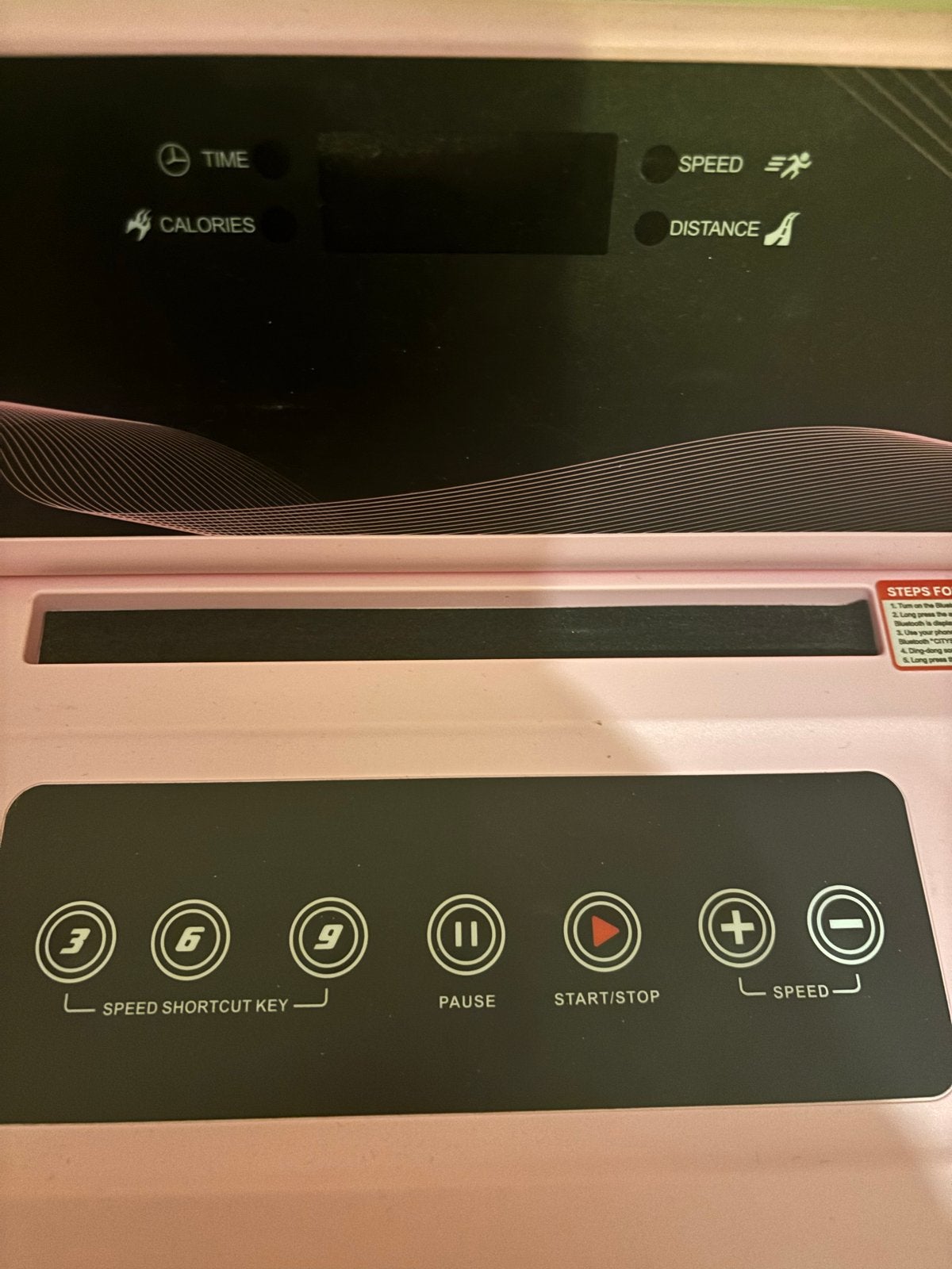 Foto 4 van Zo goed als nieuwe roze loopband - Citysports