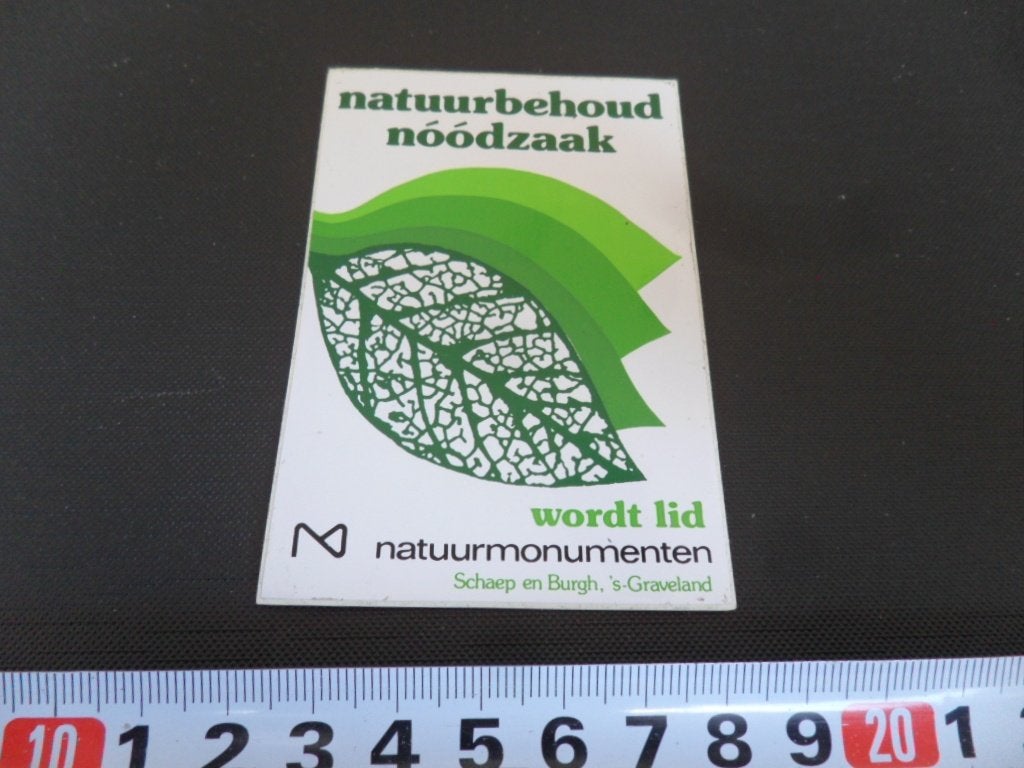 sticker Natuurbehoud nóódzaak  Natuurmonumenten, Verzamelen, Ophalen, Zo goed als nieuw