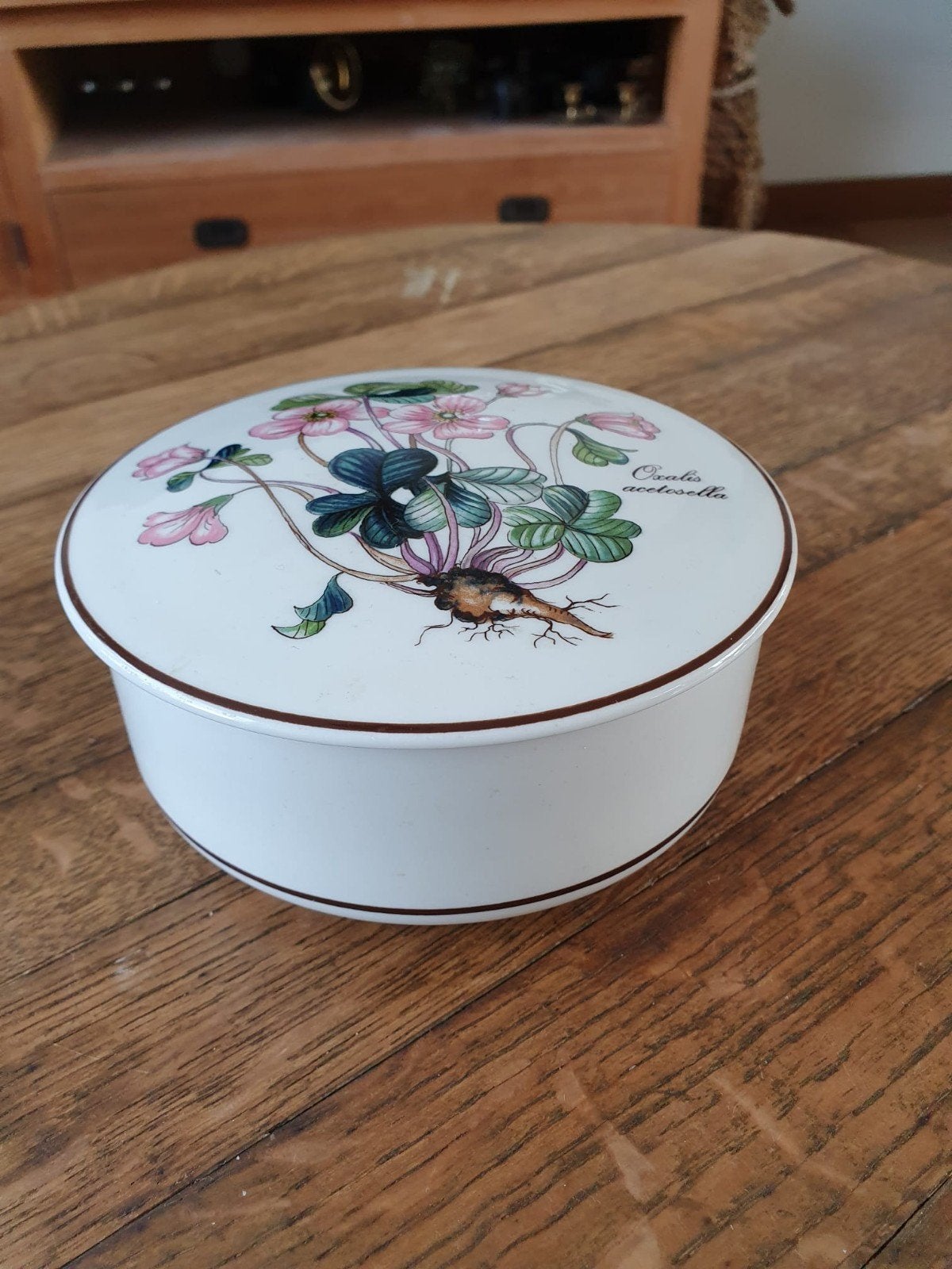 Villeroy & Boch Botanica Dekseldoos - Oxalis acetosella, Antiek en Kunst, Antiek | Porselein, Ophalen of Verzenden