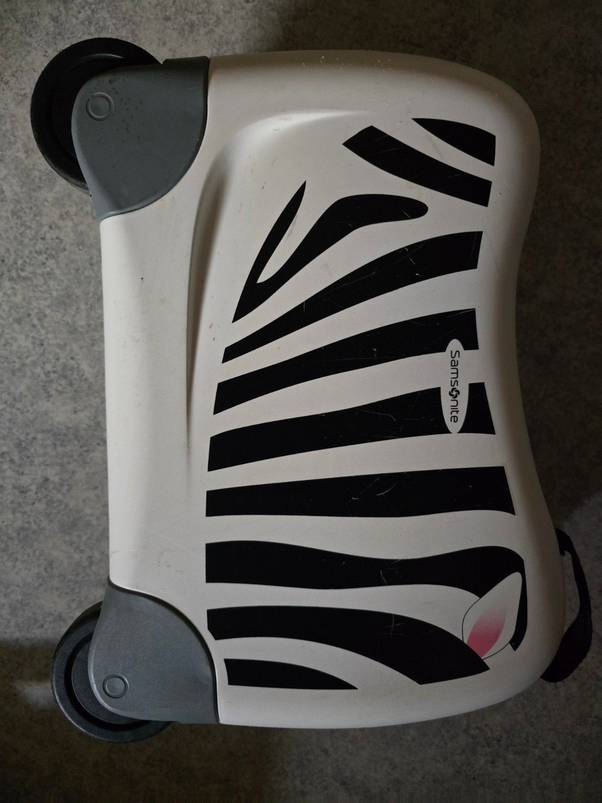 Samsonite kinderkoffer zebra - ideaal voor reizen, Ophalen, Gebruikt, Wieltjes