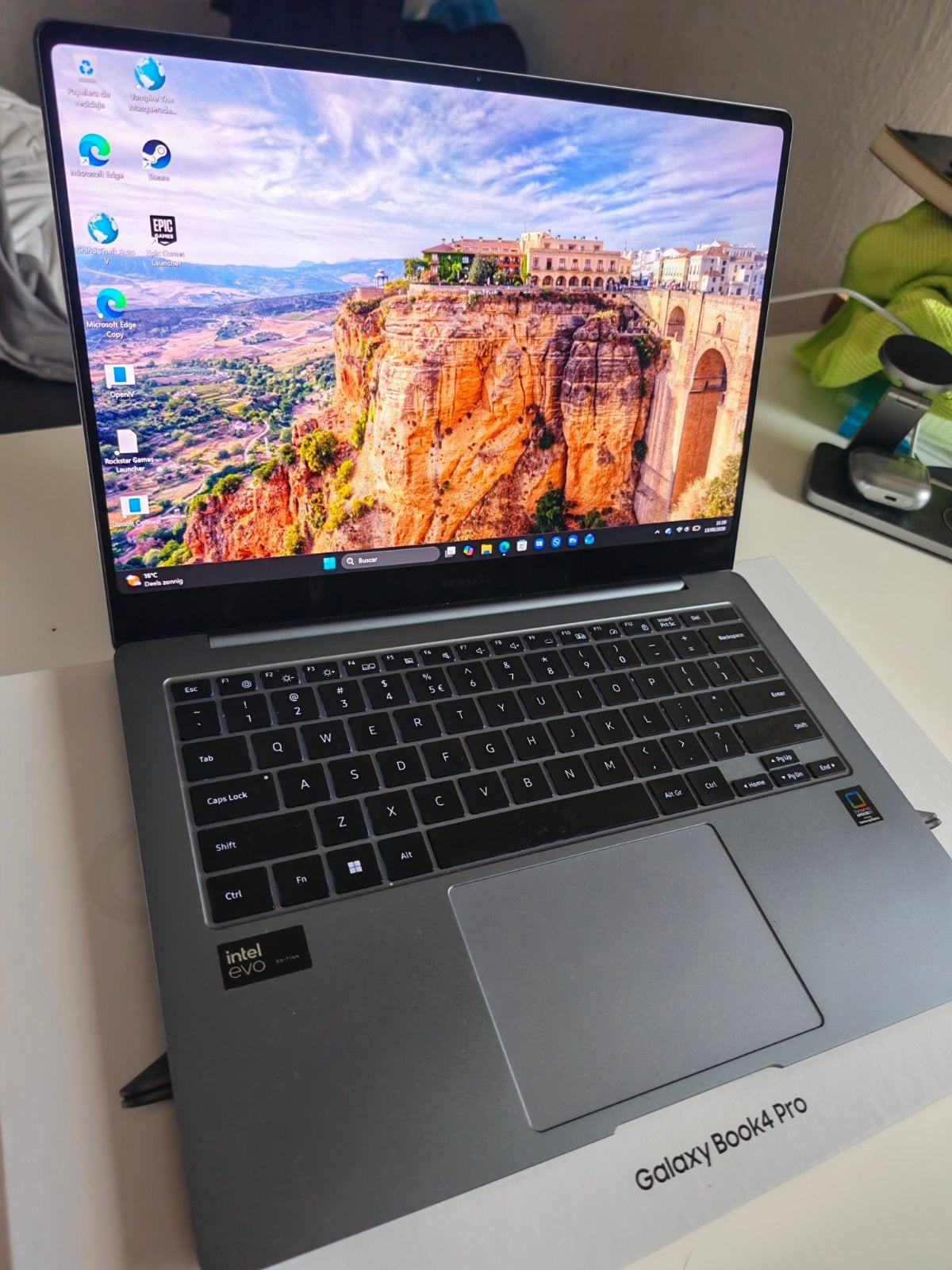 Samsung Galaxy Book4 Pro - Nieuwstaat, Computers en Software, Windows Laptops, Ophalen