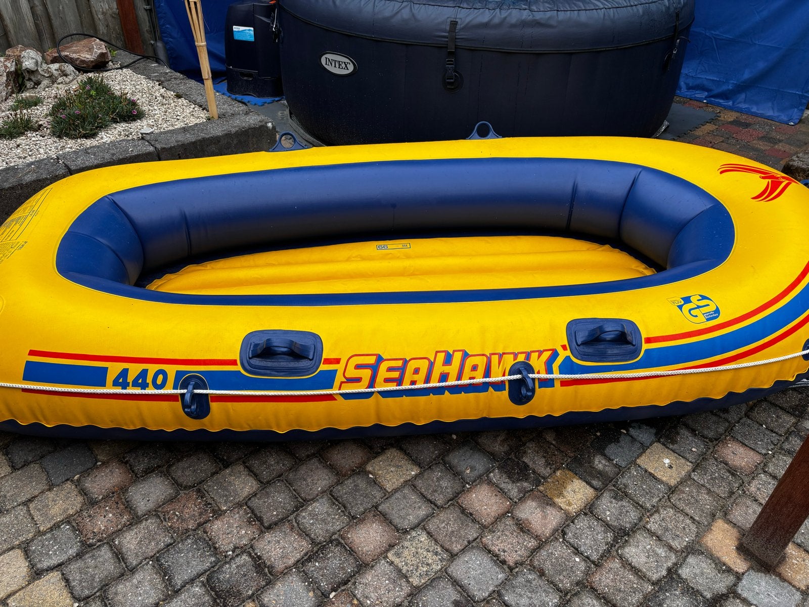 Intex Seahawk 440 Opblaasboot - Zeer Goede Staat, Ophalen, Zo goed als nieuw
