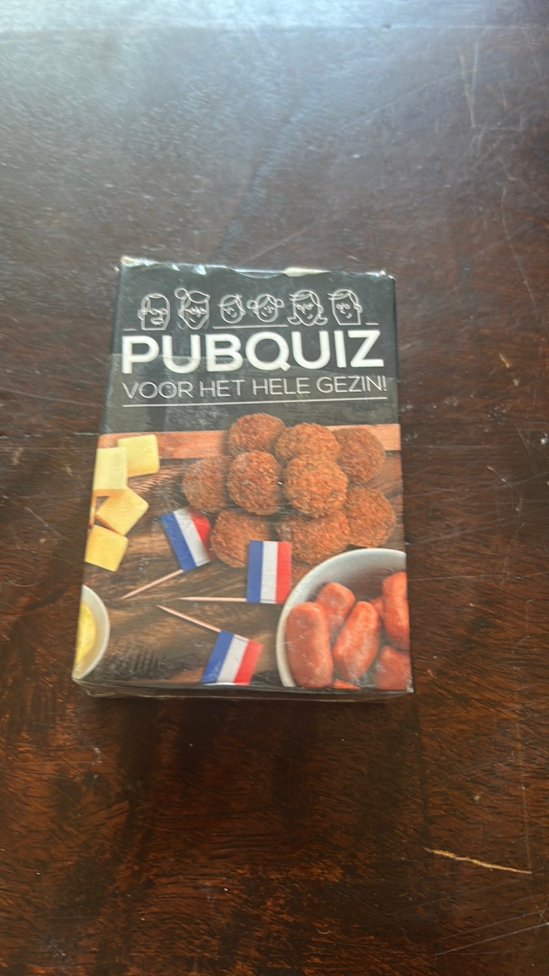 Pubquiz, Ophalen of Verzenden, Zo goed als nieuw