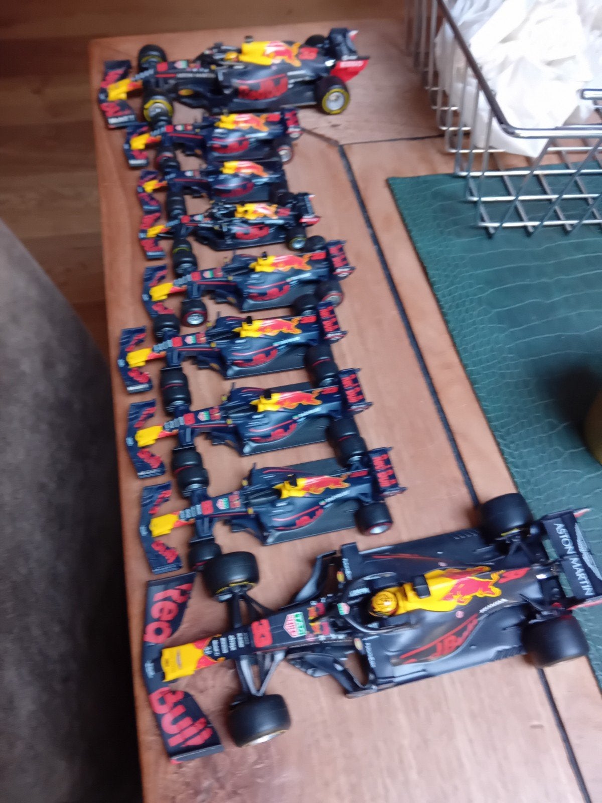 Red Bull Racing F1 modelauto's - diverse schalen, Ophalen, Gebruikt
