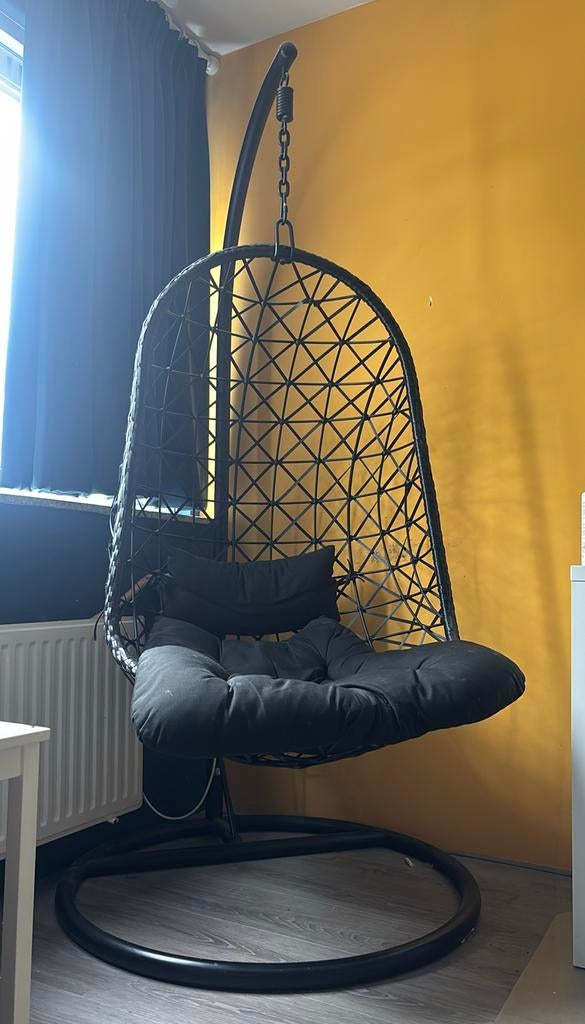Hangstoel bologna zwart, Ophalen, Zo goed als nieuw, Rotan