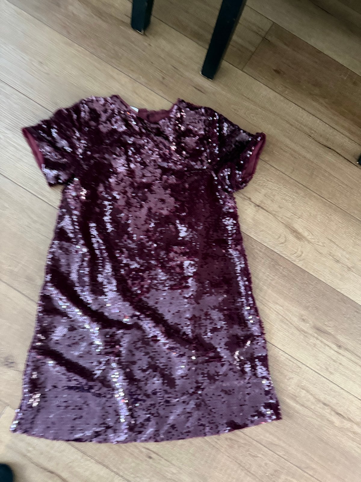 Zara Feestjurk Bordeaux Rood met Pailletten, Ophalen of Verzenden, Zo goed als nieuw, Maat 34 (XS) of kleiner, Boven de knie