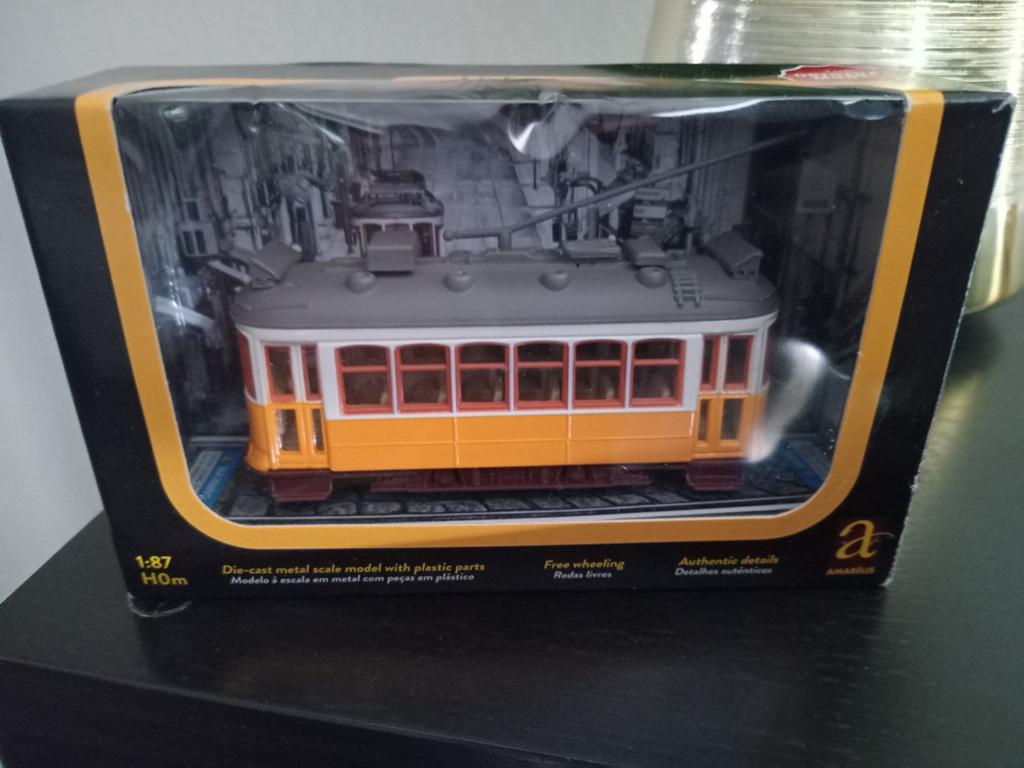 Tram van Lissabon - Die-cast model 1:87 H0m, Hobby en Vrije tijd, Modeltreinen | H0, Overige merken, Gelijkstroom of Wisselstroom