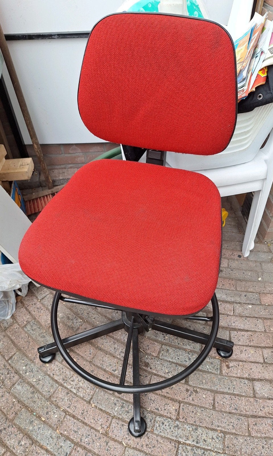 gratis bureaustoel Pick up a free office chair, Ophalen, Gebruikt, Zwart