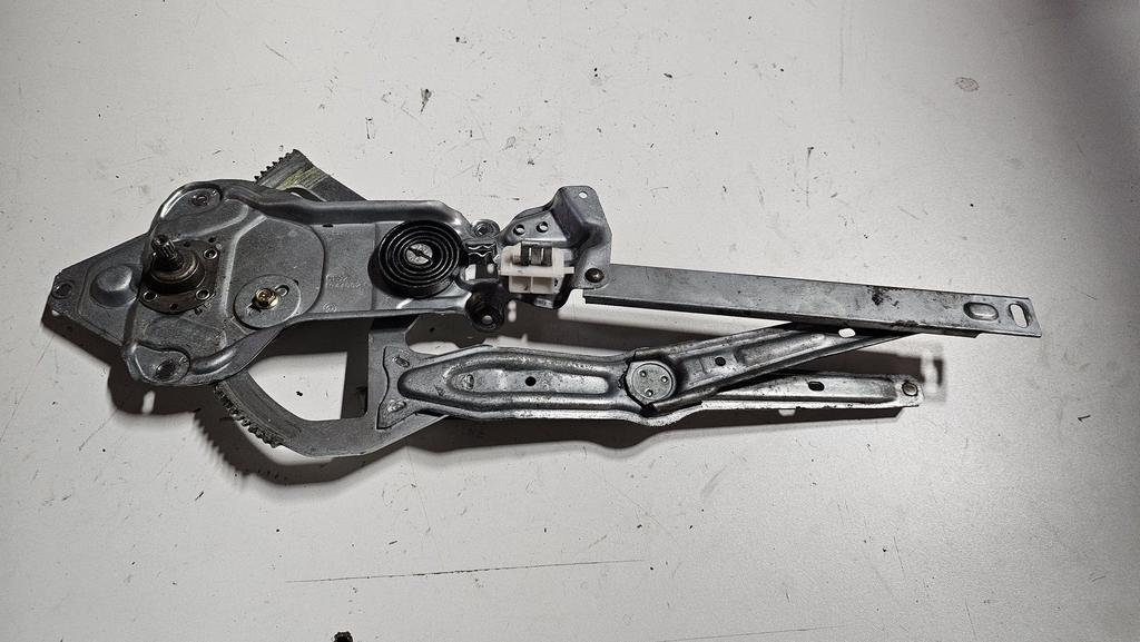 Raammechaniek rechtsvoor hand BMW 5-serie E34 51321944062 19, Gebruikt, -, -, Ophalen of Verzenden