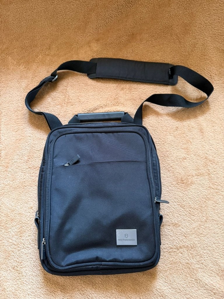 Victorinox Business Messenger / Tablet Tas Swiss Army, Ophalen of Verzenden, Nieuw, Zwart, Overige merken