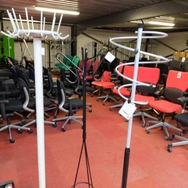 diverse professionele staande kapstokken metaal of kunststof, Huis en Inrichting, Woonaccessoires | Kapstokken, Ophalen, Gebruikt