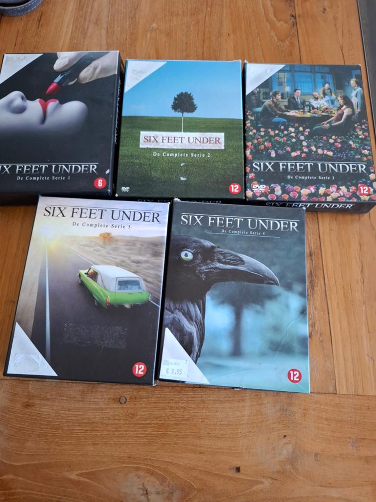 Six feet under 1 t/m 5, Ophalen of Verzenden, Zo goed als nieuw, Natuur