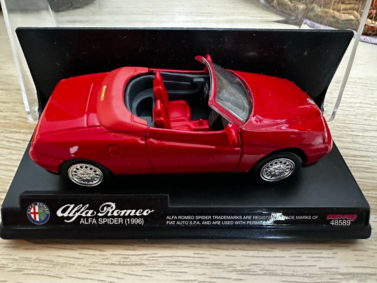 Alfa Romeo Alfa Spider 1996 New Ray 1:43 in doosje, Ophalen of Verzenden, Nieuw, Auto, Overige merken