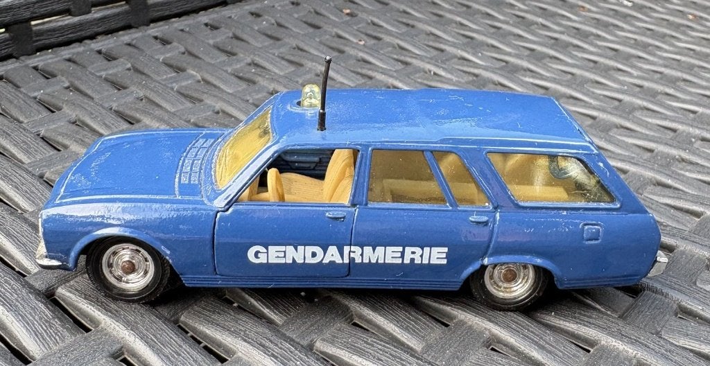 Solido Peugeot 504 BREAK GENDARMERIE, Ophalen of Verzenden, Gebruikt, Auto, Solido
