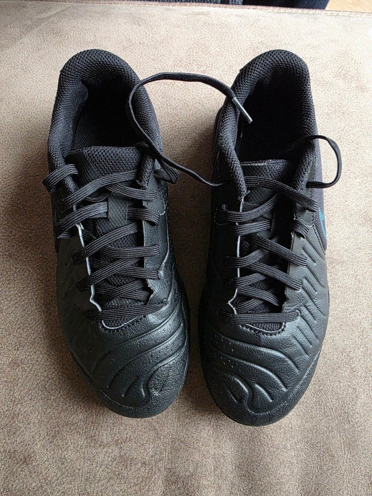 Nike tiempo legend 10 zaalschoenen. maat 37,5, Maat XS of kleiner, Ophalen of Verzenden, Zo goed als nieuw, Schoenen