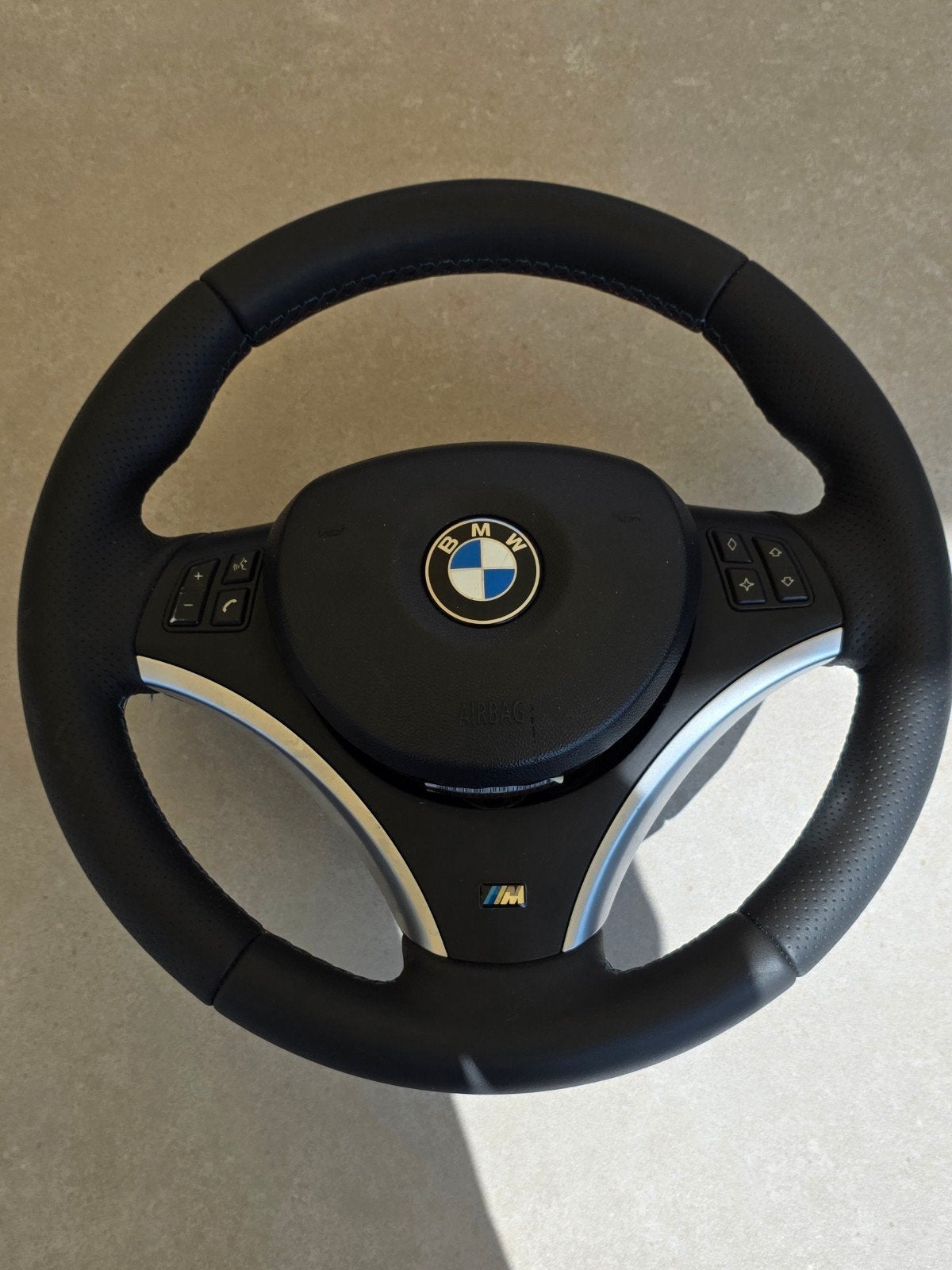Bmw 1-serie e82 e82 e87 e88 Bekleed stuur met airbag, Ophalen, Gebruikt, BMW
