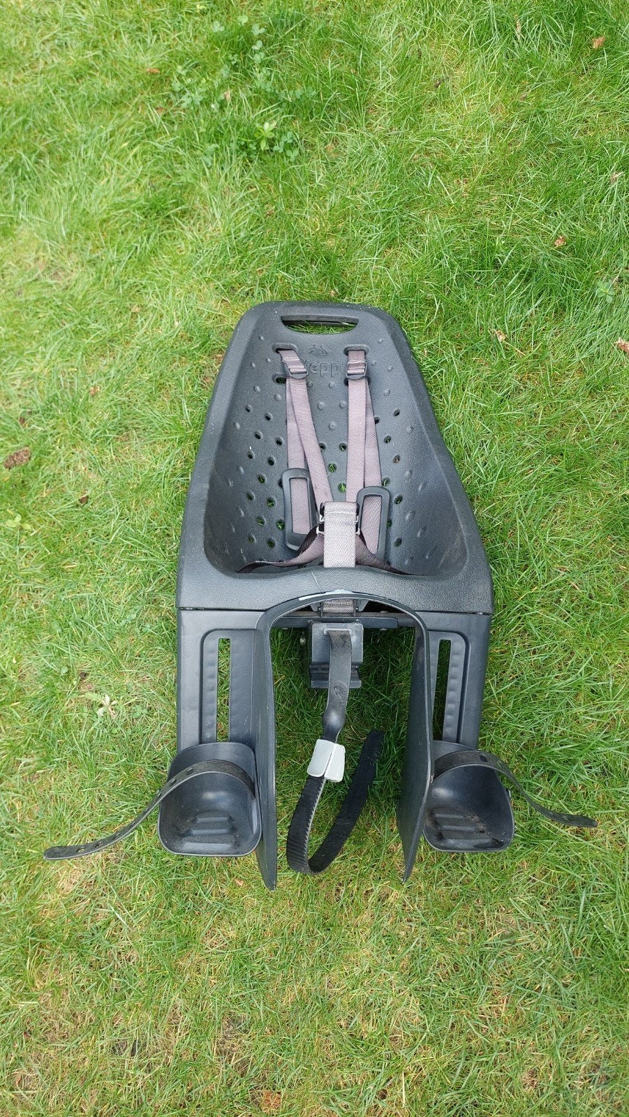 kinderzitje fiets (bagagedrager), Ophalen, Gebruikt, Achterzitje, Voetsteuntjes