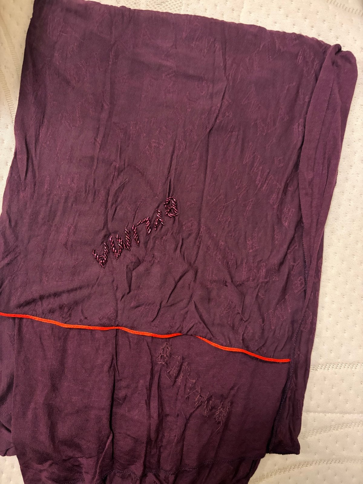 Bylima hoofddoek te koop Burgundy paars, Ophalen of Verzenden, Gedragen