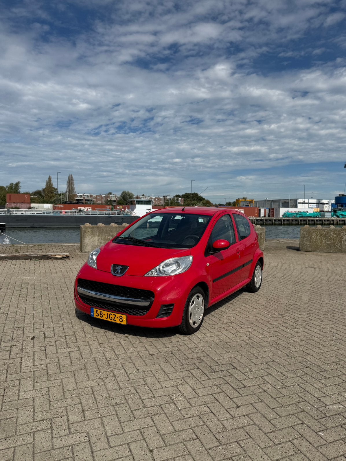 Peugeot 107 1.0 12V 5DR 2009 Automaat/NEW APK, Auto's, 4 stoelen, Origineel Nederlands, Bedrijf, 815 kg