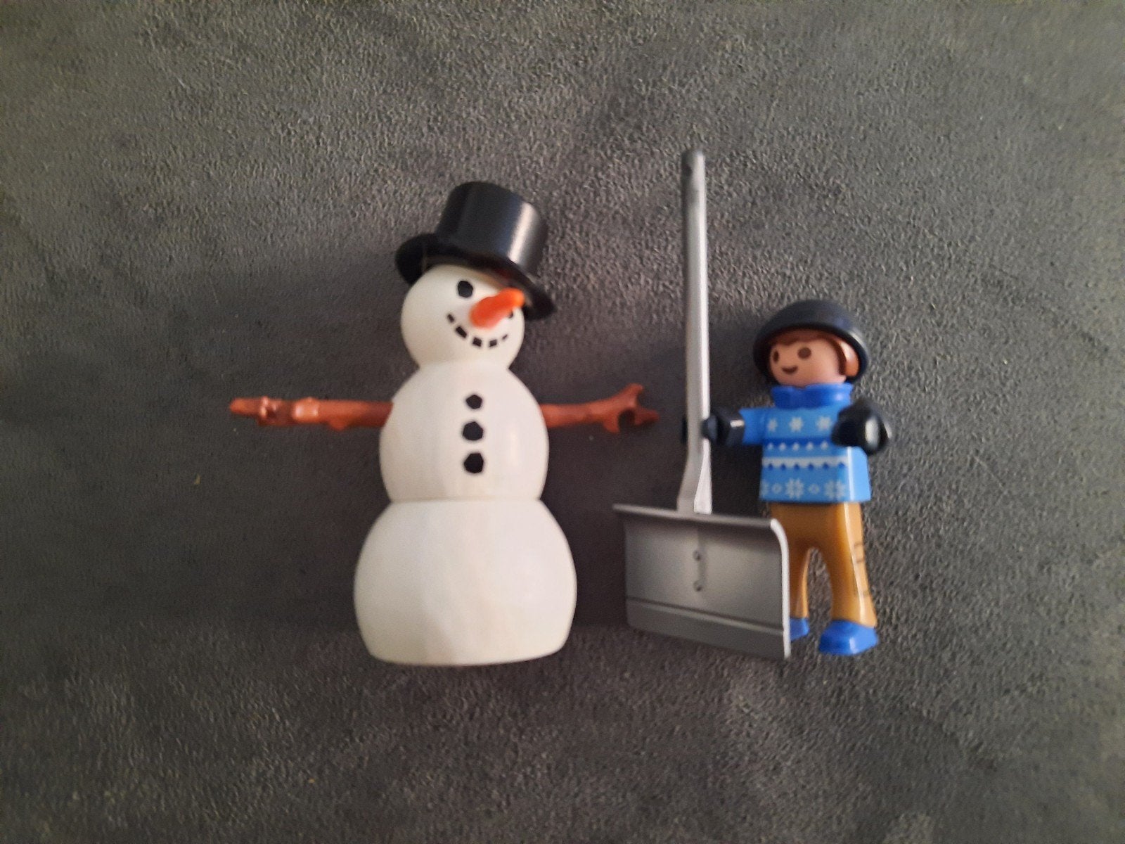 Playmobil sneeuwpop jongen schep, Ophalen, Zo goed als nieuw, Losse onderdelen